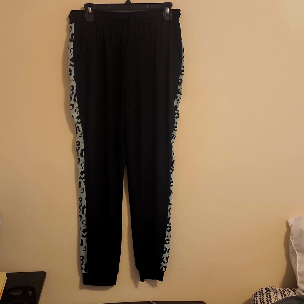 Shiela rose Tegan jogger size xl